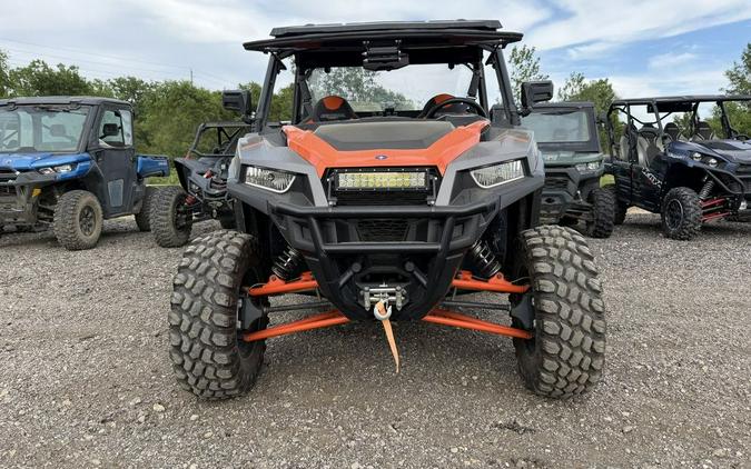 2017 Polaris GENERAL™ 1000 EPS Deluxe