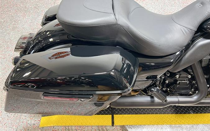 2023 Harley-Davidson Road Glide ST FLTRXST 457 Miles Vivid Black