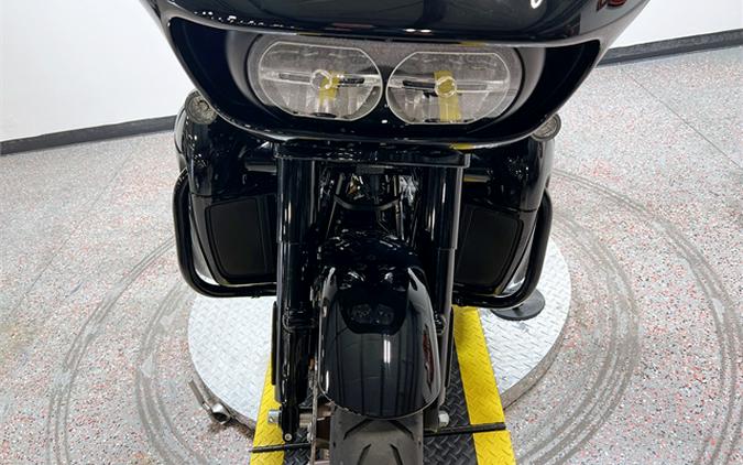 2023 Harley-Davidson Road Glide ST FLTRXST 457 Miles Vivid Black