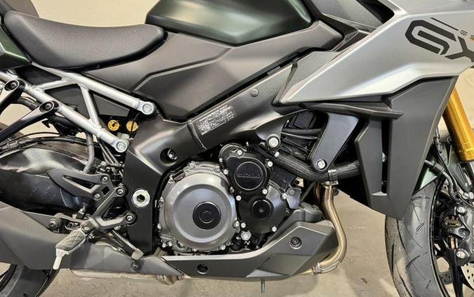 2024 Suzuki GSX-S 1000GX Plus