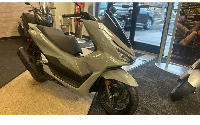 2025 Honda PCX ABS