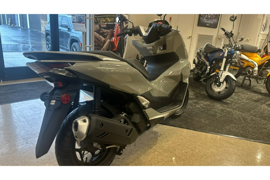 2025 Honda PCX ABS