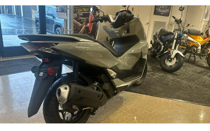 2025 Honda PCX ABS