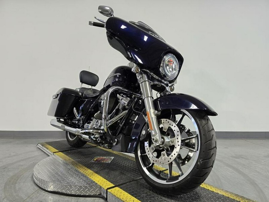 2020 Harley-Davidson® FLHX - Street Glide®