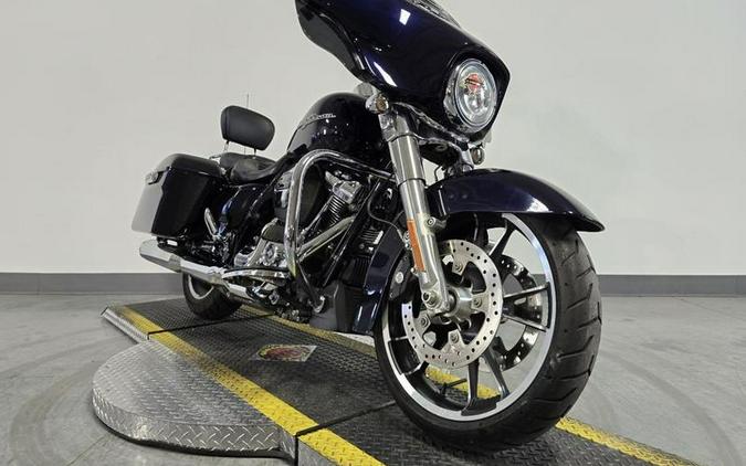 2020 Harley-Davidson® FLHX - Street Glide®