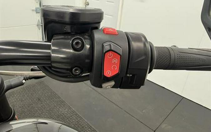 2022 Triumph Rocket 3 GT Triple Black