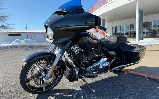 2026 Harley-Davidson® Street Glide® Midnight Ember Enthusiast Collection