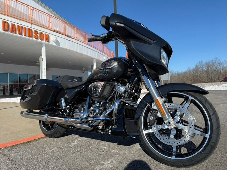 2026 Harley-Davidson® Street Glide® Midnight Ember Enthusiast Collection
