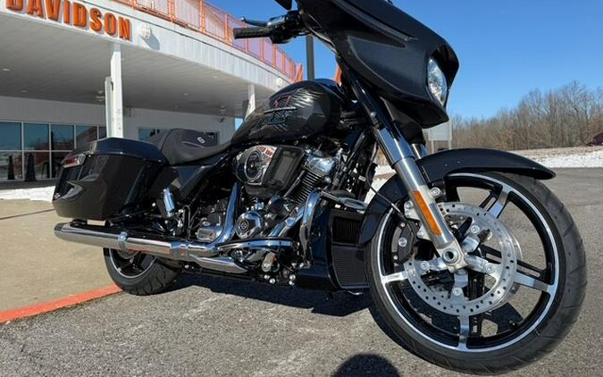 2026 Harley-Davidson® Street Glide® Midnight Ember Enthusiast Collection
