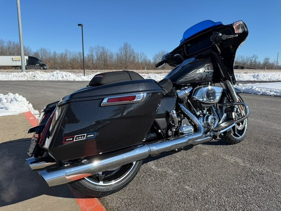 2026 Harley-Davidson® Street Glide® Midnight Ember Enthusiast Collection