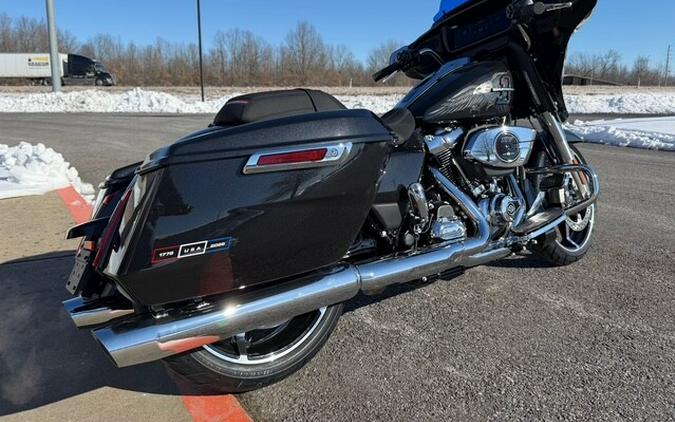 2026 Harley-Davidson® Street Glide® Midnight Ember Enthusiast Collection