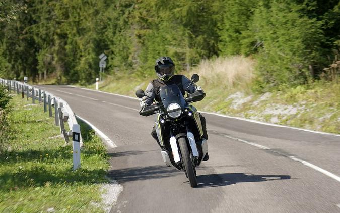 2025 Husqvarna Norden 901