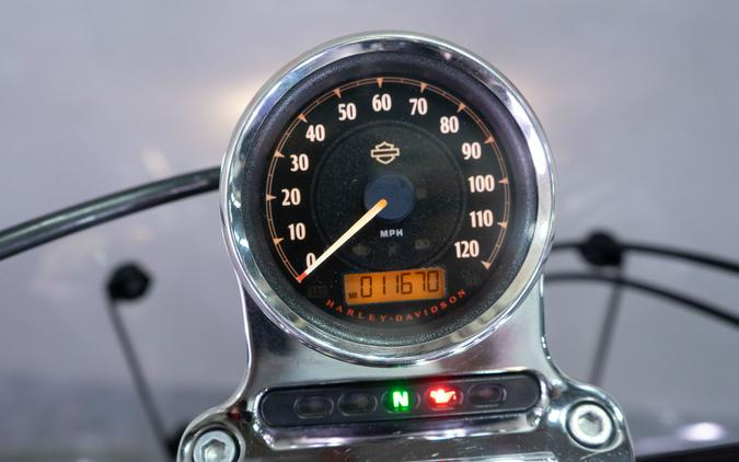 2015 Harley-Davidson 1200 Custom