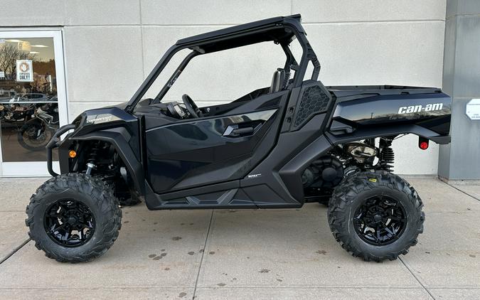 2024 Can-Am COMMANDER XT 700