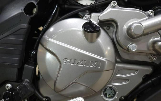 2020 Suzuki V-Strom 650XT Adventure Review (14 Fast Facts)