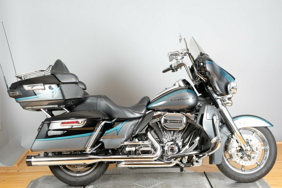 2015 Harley-Davidson CVO Electra Glide Ultra Limited