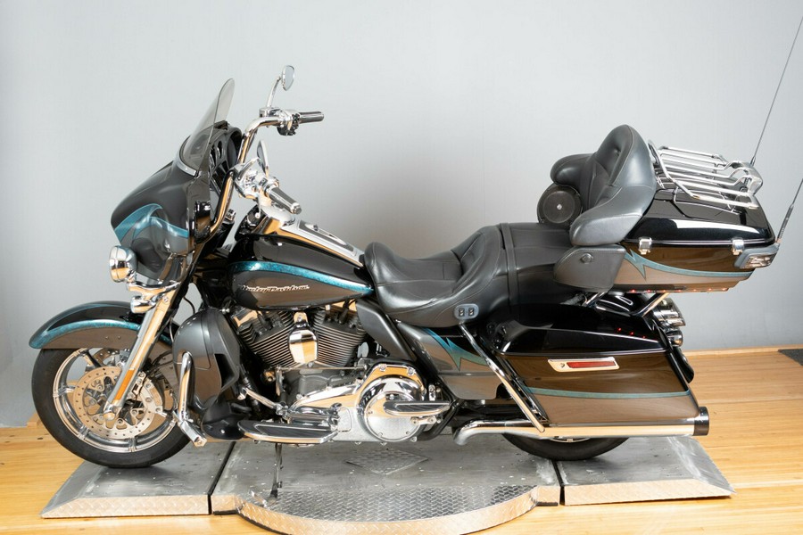 2015 Harley-Davidson CVO Electra Glide Ultra Limited