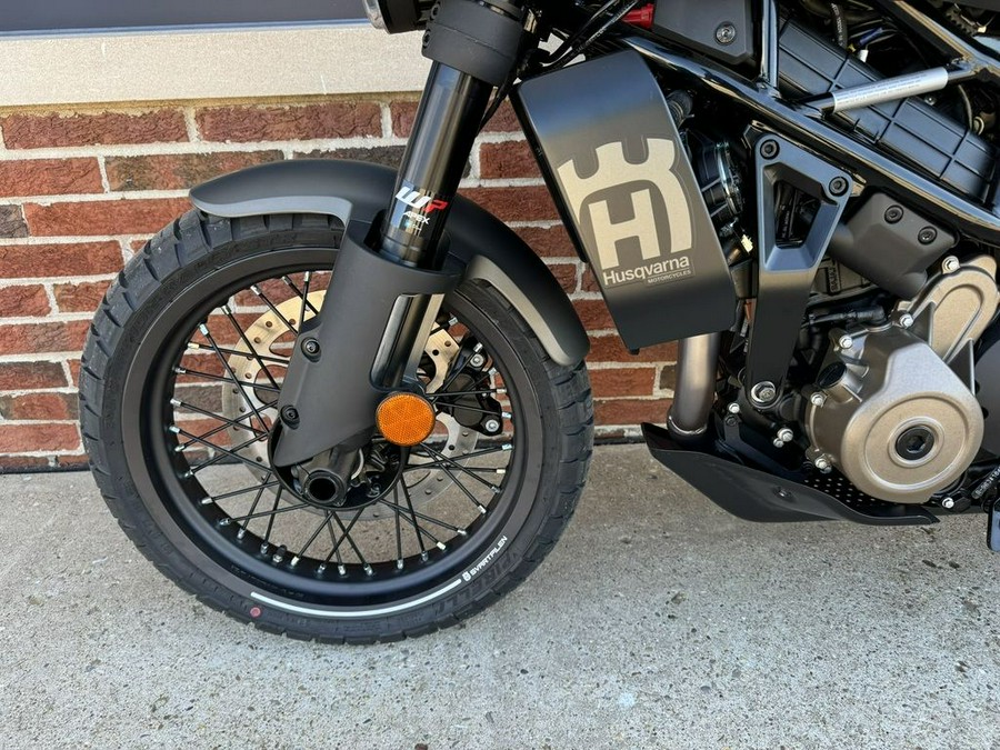 2024 Husqvarna® Svartpilen 401