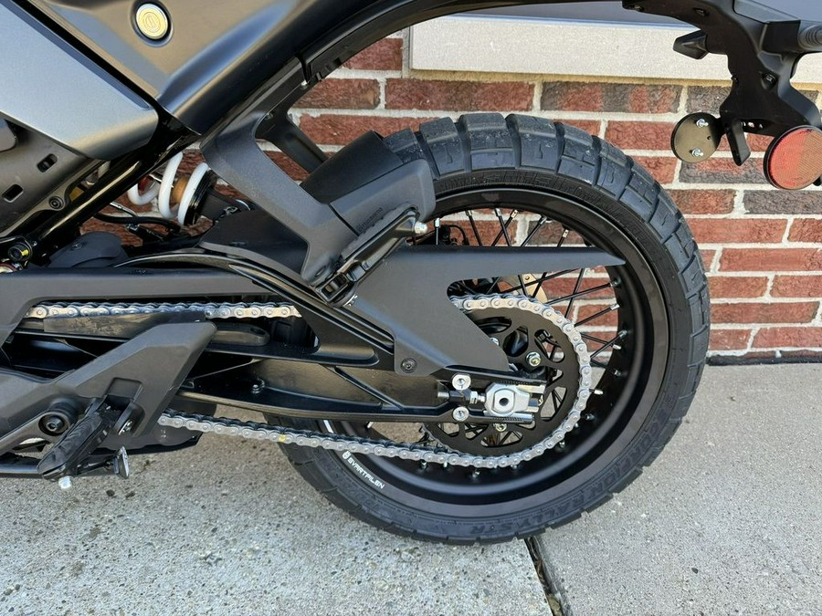 2024 Husqvarna® Svartpilen 401