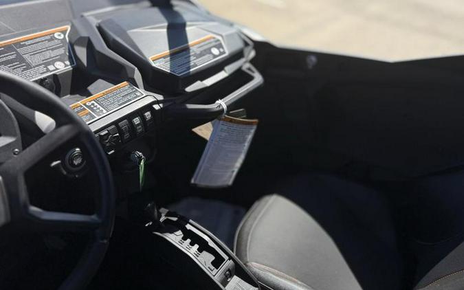 2026 Can-Am® Commander MAX XT-P