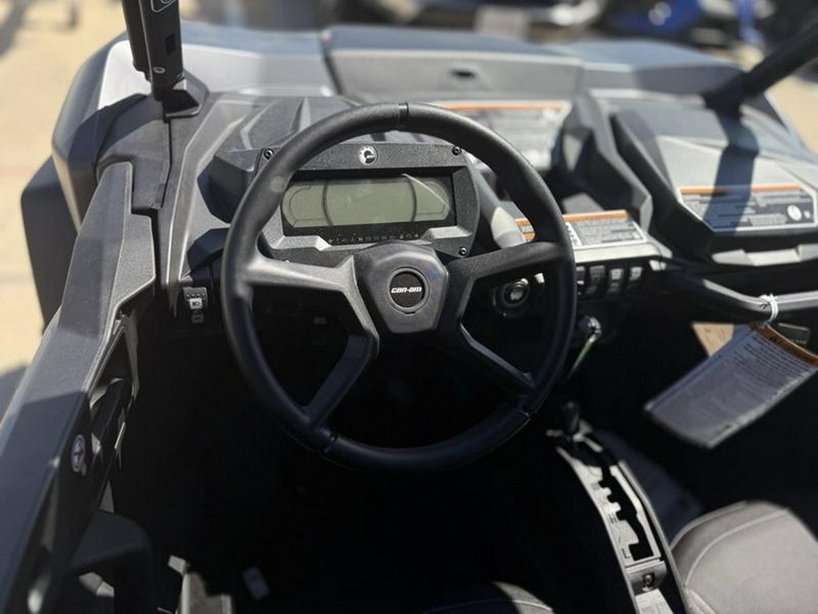 2026 Can-Am® Commander MAX XT-P