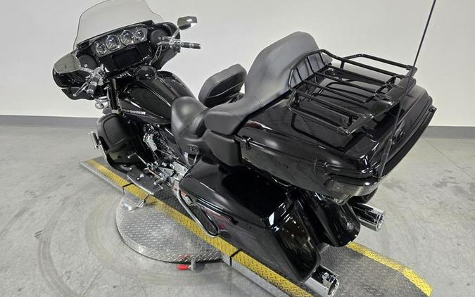2021 Harley-Davidson® FLHTKSE - CVO™ Limited