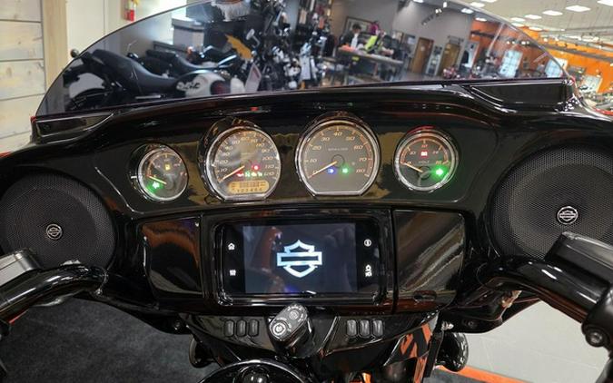 2020 Harley-Davidson Street Glide FLHXS - Special