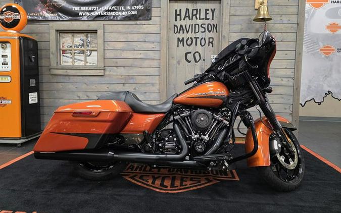 2020 Harley-Davidson Street Glide FLHXS - Special