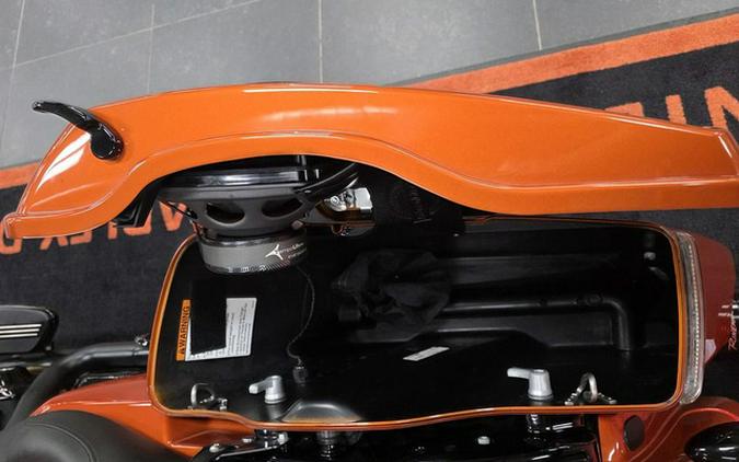 2020 Harley-Davidson Street Glide FLHXS - Special