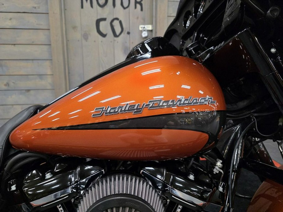 2020 Harley-Davidson Street Glide FLHXS - Special