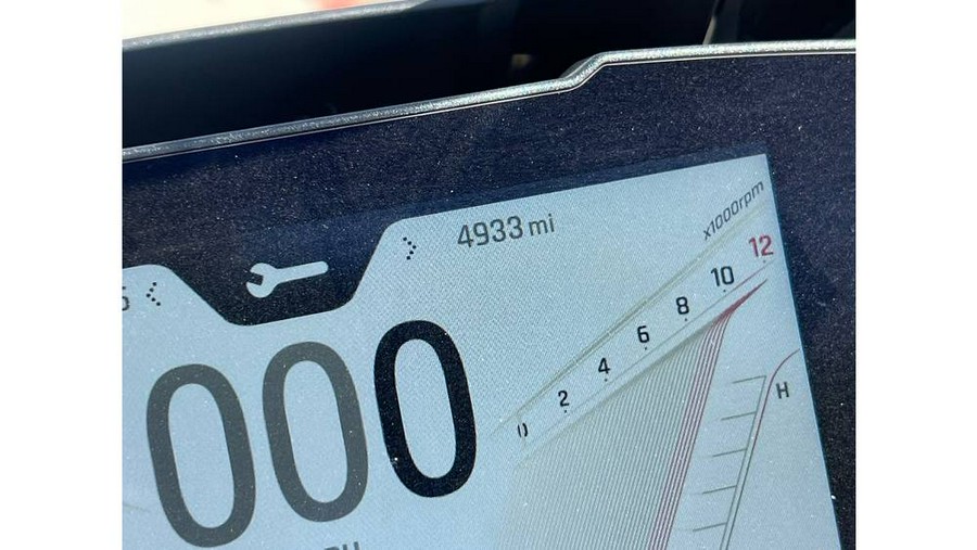 2022 Triumph Tiger 900 Rally Pro Pure White - C8323