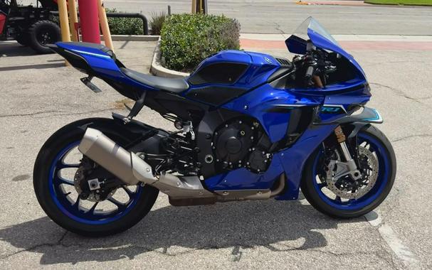 2025 Yamaha YZF-R1