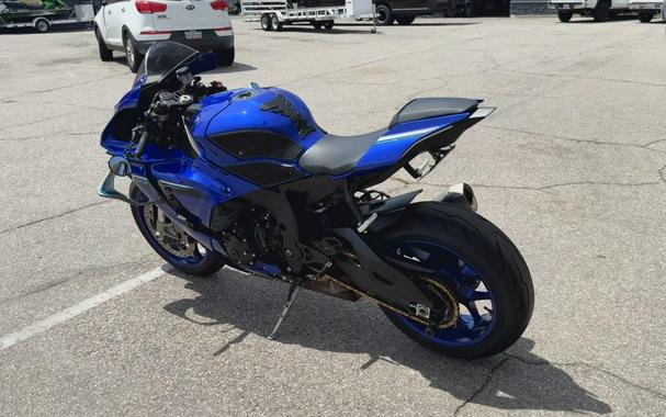 2025 Yamaha YZF-R1