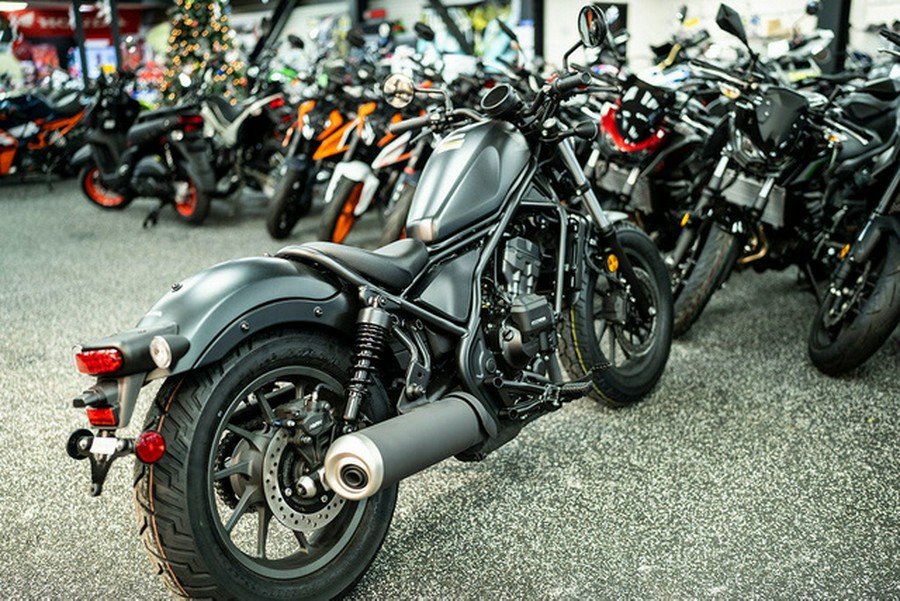 2026 Honda Rebel 300 E-Clutch