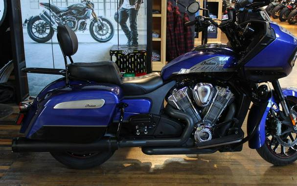 2022 Indian Motorcycle® Challenger® Limited Spirit Blue Metallic/Black Metallic