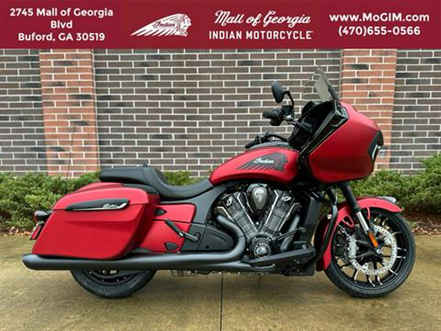 2024 Indian Motorcycle Challenger® Dark Horse® with PowerBand Audio Package