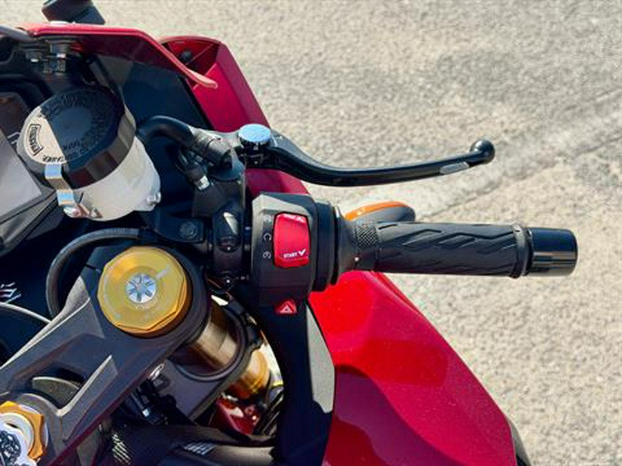 2025 Suzuki GSX-R1000R