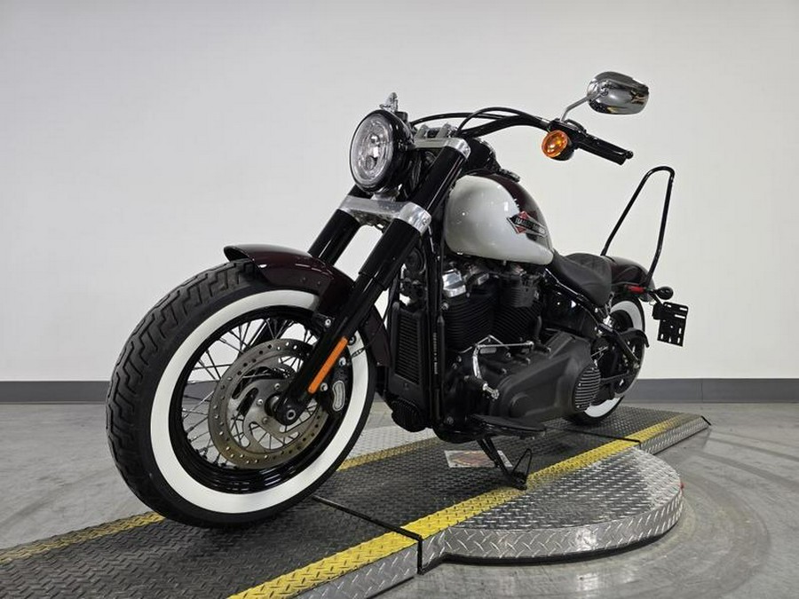 2021 Harley-Davidson® FLSL - Softail Slim®