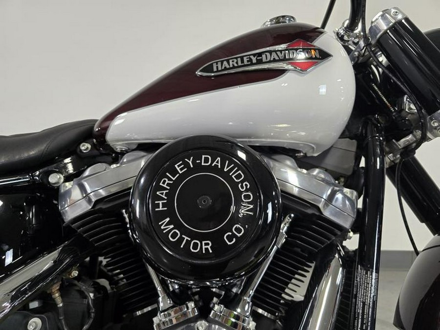 2021 Harley-Davidson® FLSL - Softail Slim®