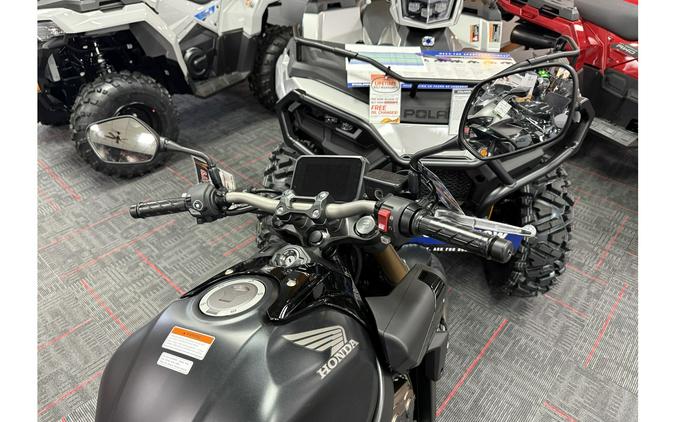 2026 CB650R E-Clutch - Honda