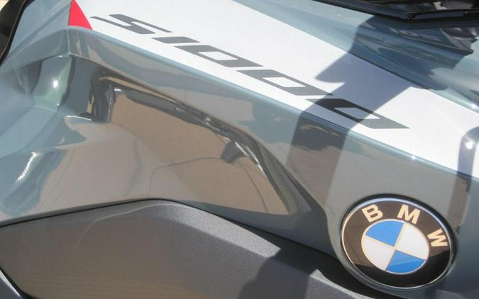 2026 BMW S 1000 XR