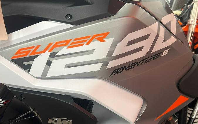 2024 KTM Super Adventure 1290 S