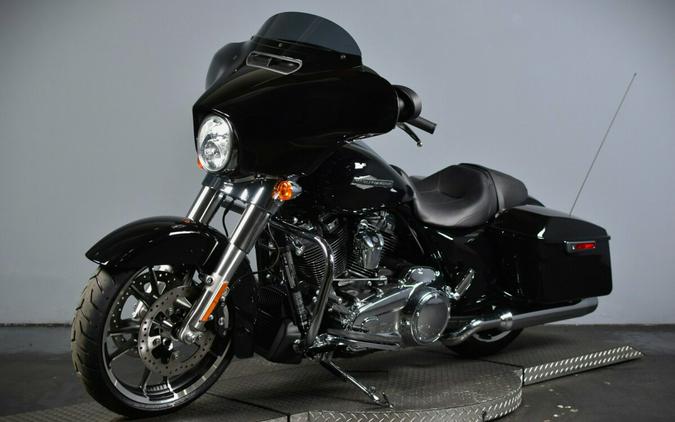 2023 Harley-Davidson Street Glide