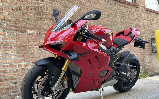 2024 Ducati Panigale V4 S