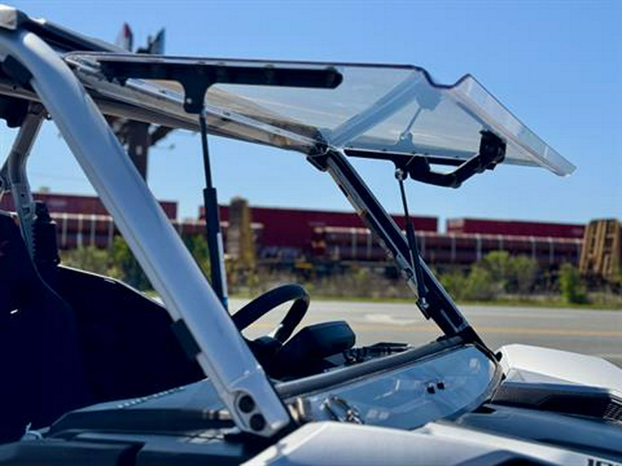 2025 Can-Am Maverick Sport X MR