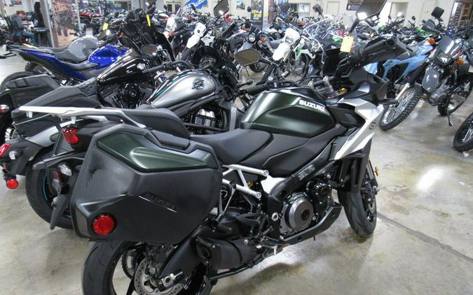 2024 Suzuki GSXS1000GXPM4