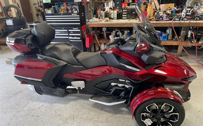 2023 Can-Am Spyder RT Limited - Platinum Edition