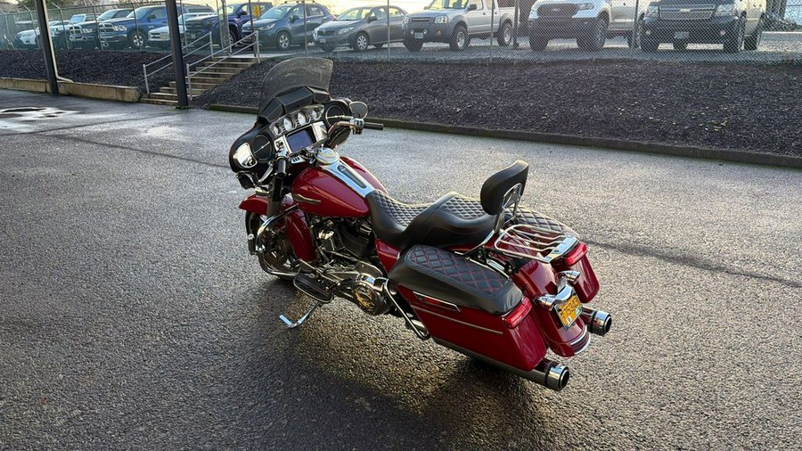 2021 Harley-Davidson Street Glide® Base