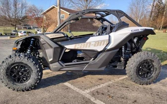 2024 Can-Am® Maverick X3 DS Turbo Catalyst Gray