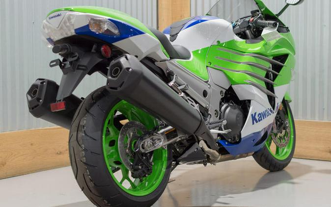 2024 Kawasaki Ninja® ZX™-14R 40th Anniversary Edition ABS